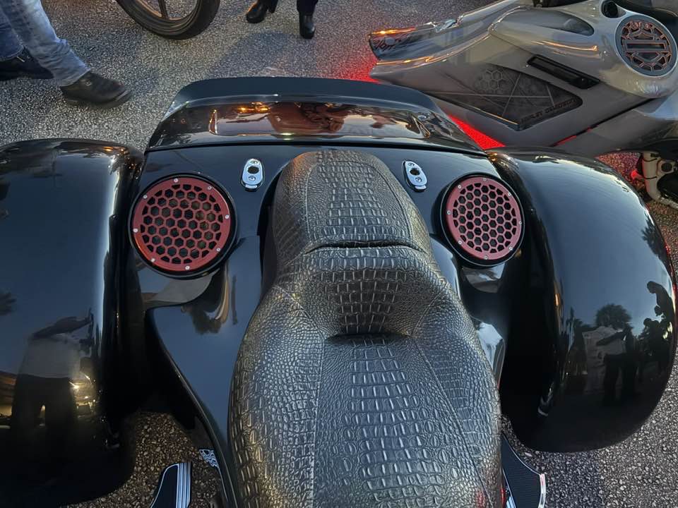 Trike Audio Bucket with Tweeter Pod